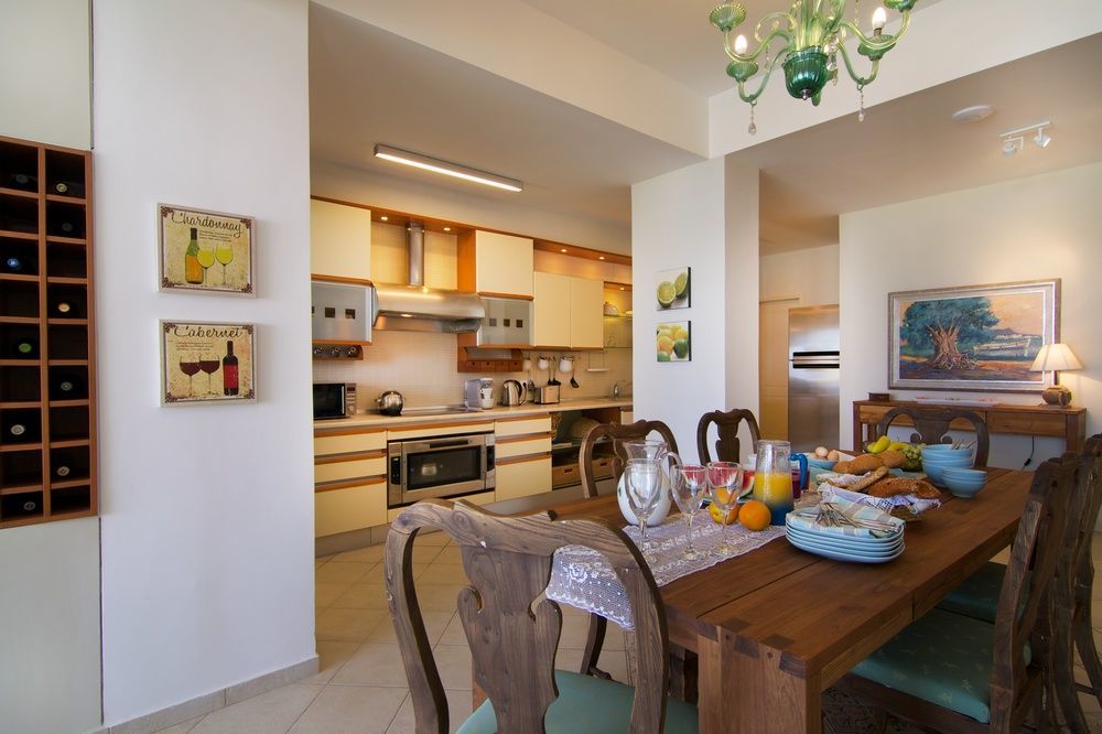 Espera Luxury Beach Front Residence With Pool & Bbq, By Thinkvilla Ретимно Экстерьер фото