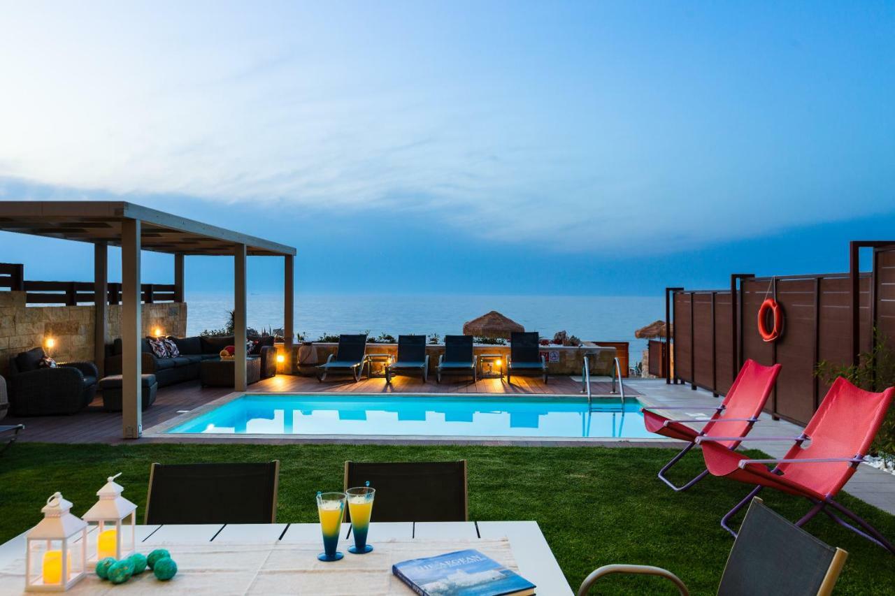 Espera Luxury Beach Front Residence With Pool & Bbq, By Thinkvilla Ретимно Экстерьер фото