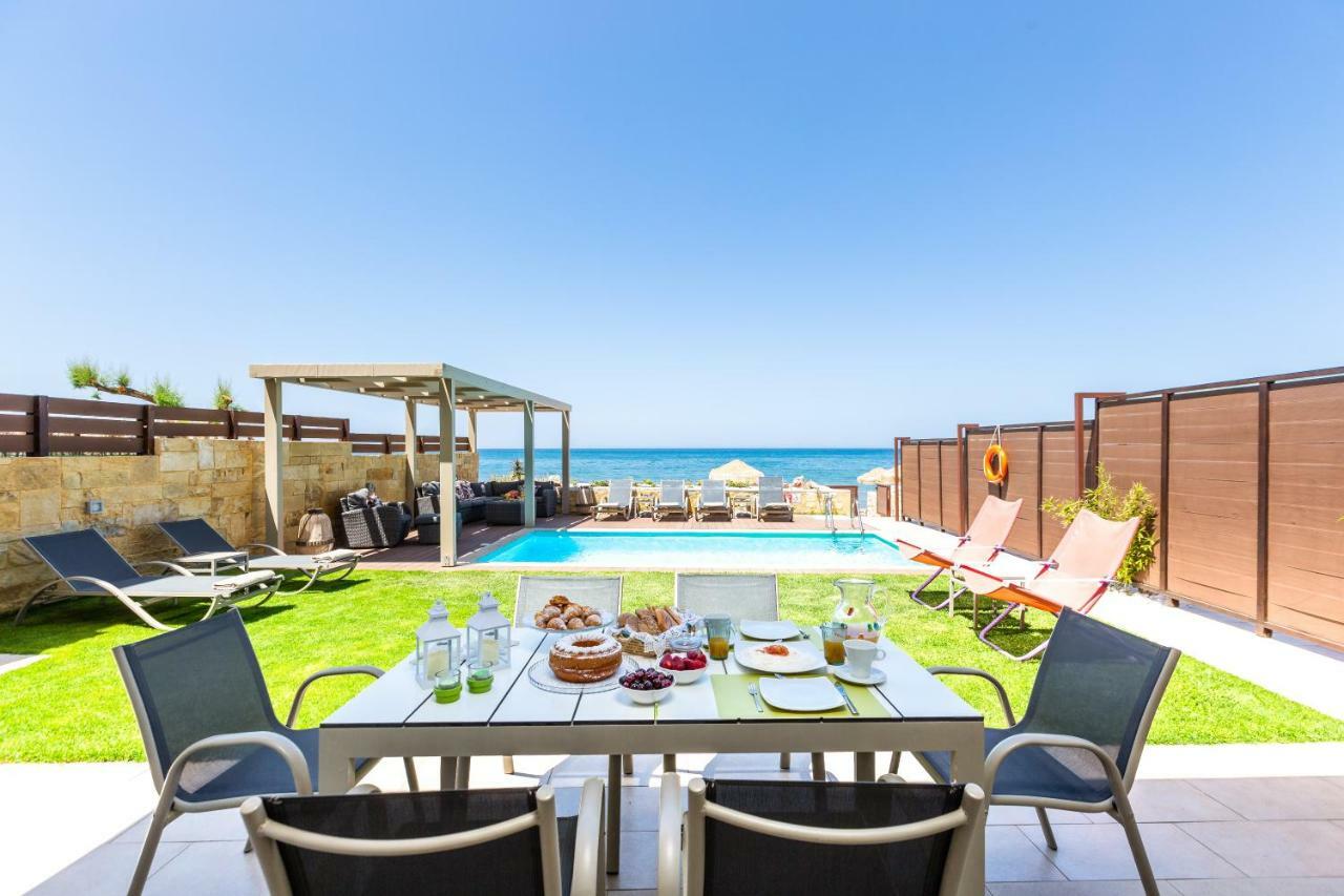 Espera Luxury Beach Front Residence With Pool & Bbq, By Thinkvilla Ретимно Экстерьер фото